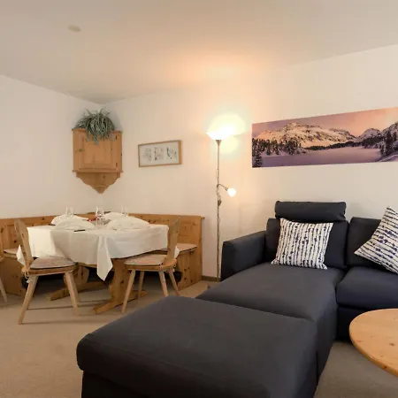 Chesa Flora 53 By Interhome Apartament