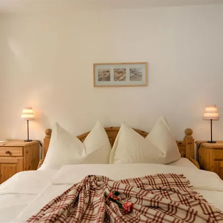 Chesa Flora 53 By Interhome דירה